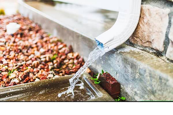 Seamless Gutter Installation and Repair